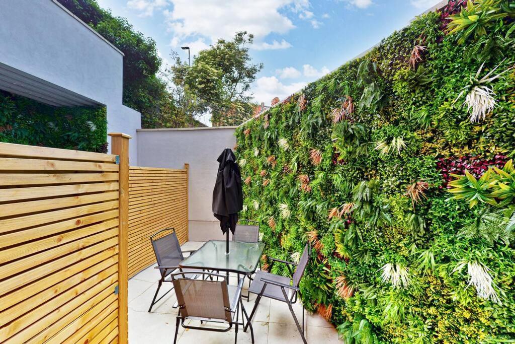 Elegant 2Bed Flat 10Min To Wimbledon Tennis Courts London Eksteriør billede
